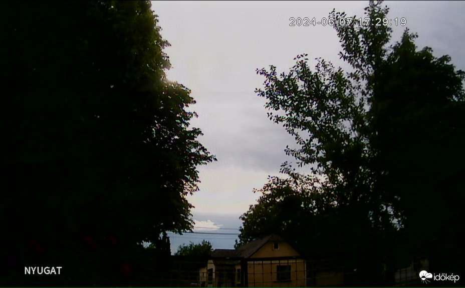 Észlelési fényképek