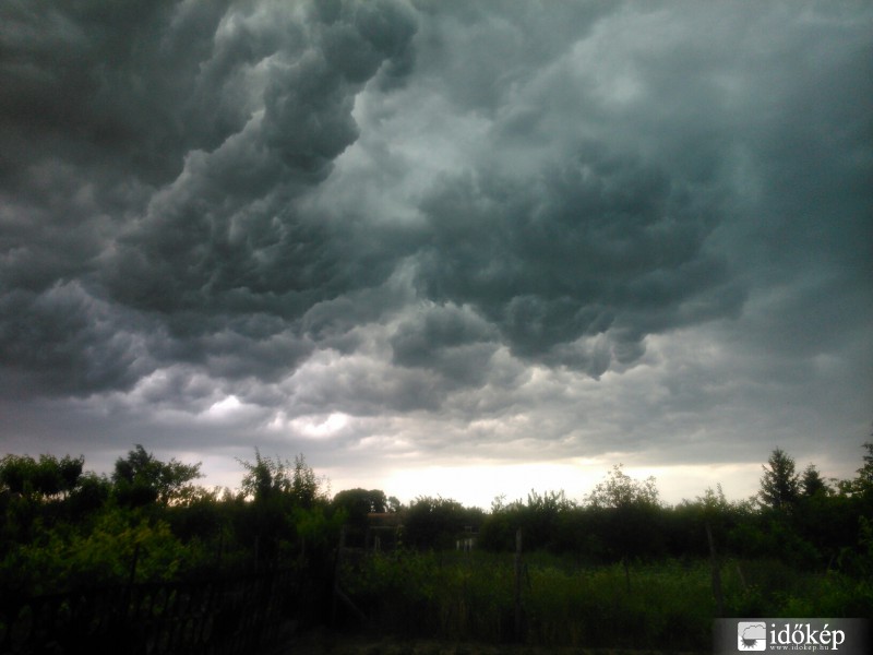 Észlelési fényképek