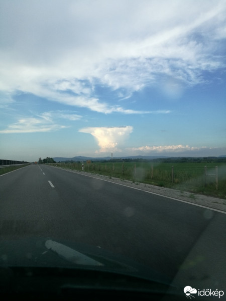 Észlelési fényképek