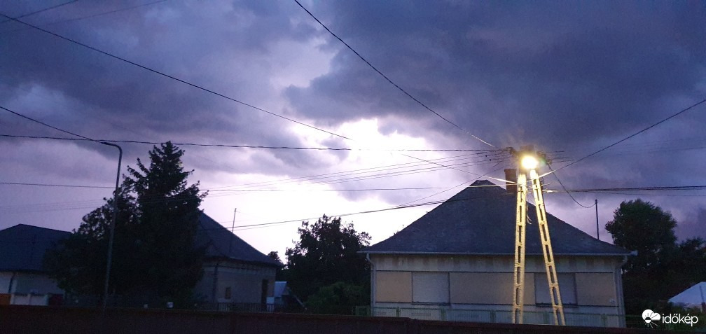 Észlelési fényképek