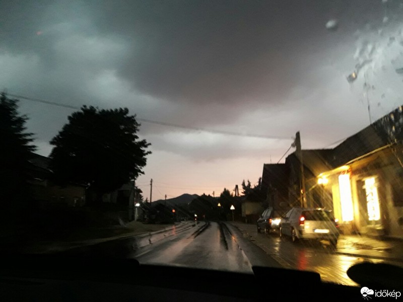 Észlelési fényképek