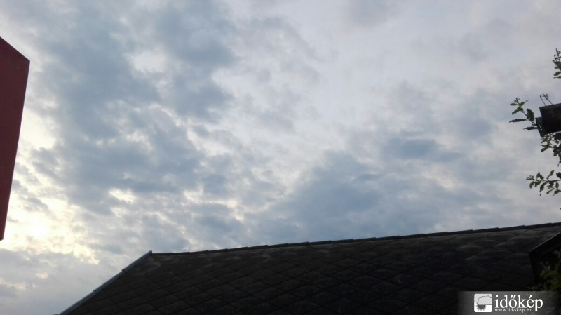 Észlelési fényképek