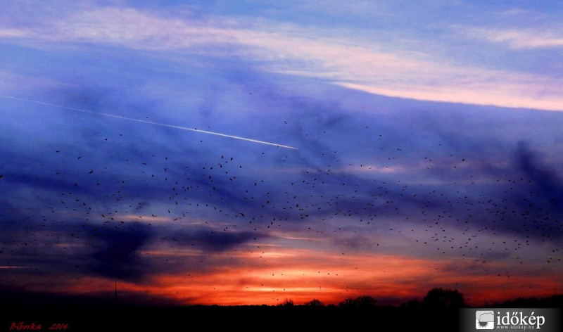 pesti napnyugta 02.05-én 