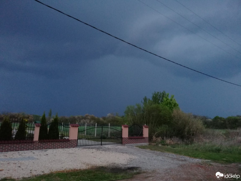 Észlelési fényképek