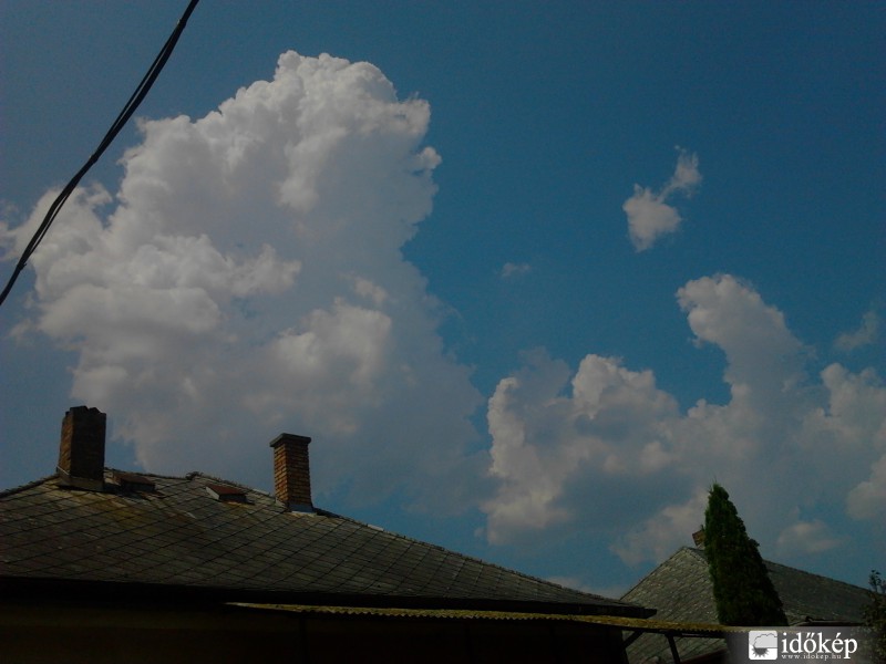 Észlelési fényképek