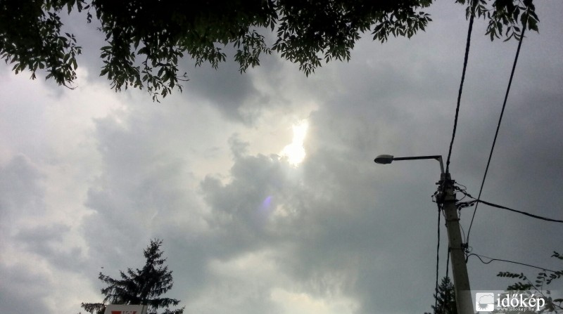 Észlelési fényképek