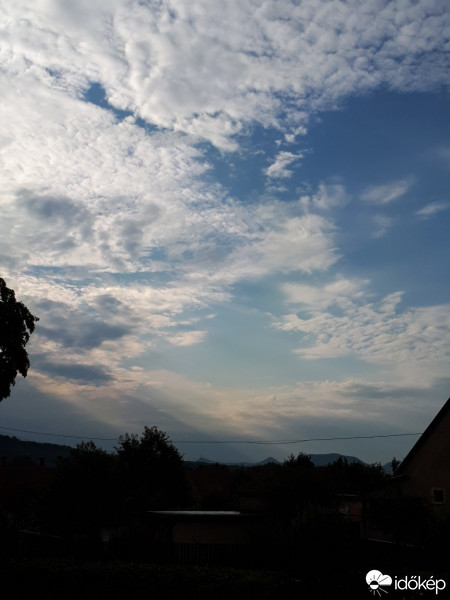 Észlelési fényképek