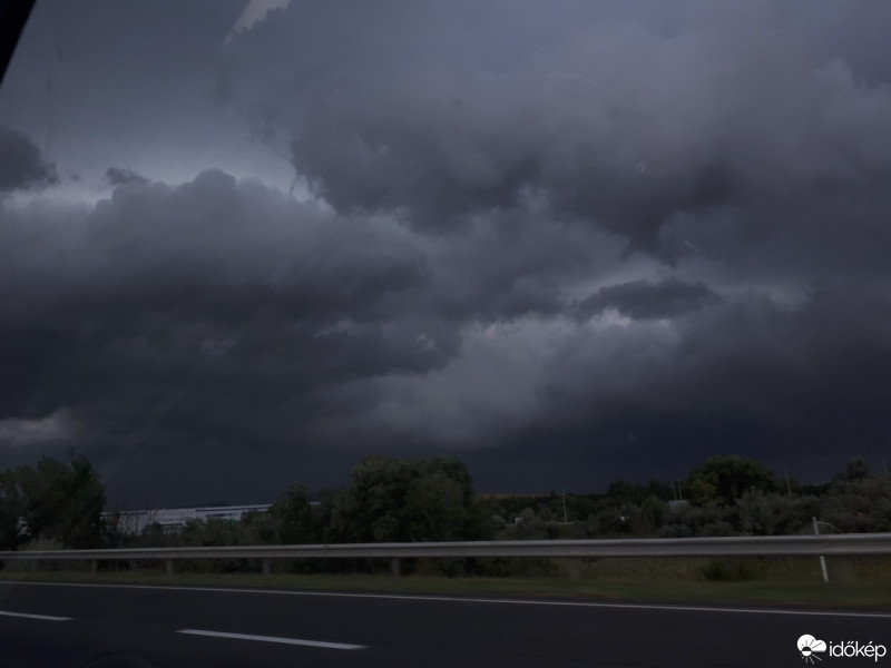 Észlelési fényképek