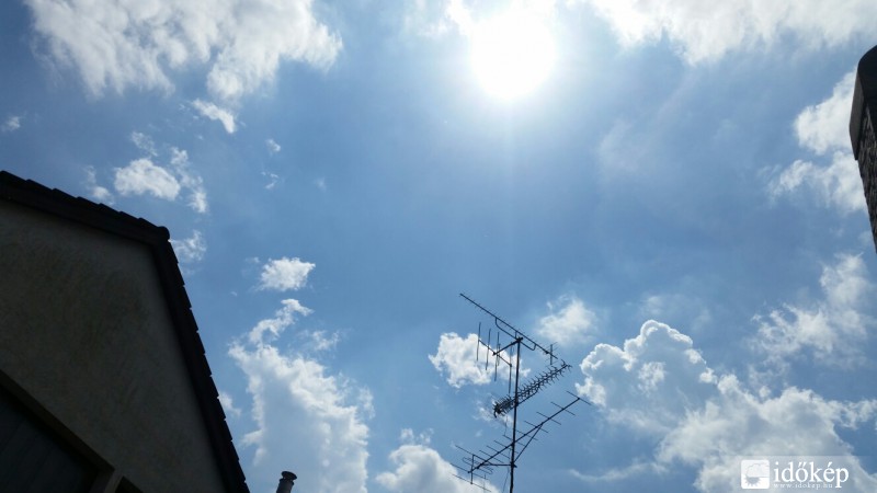 Észlelési fényképek