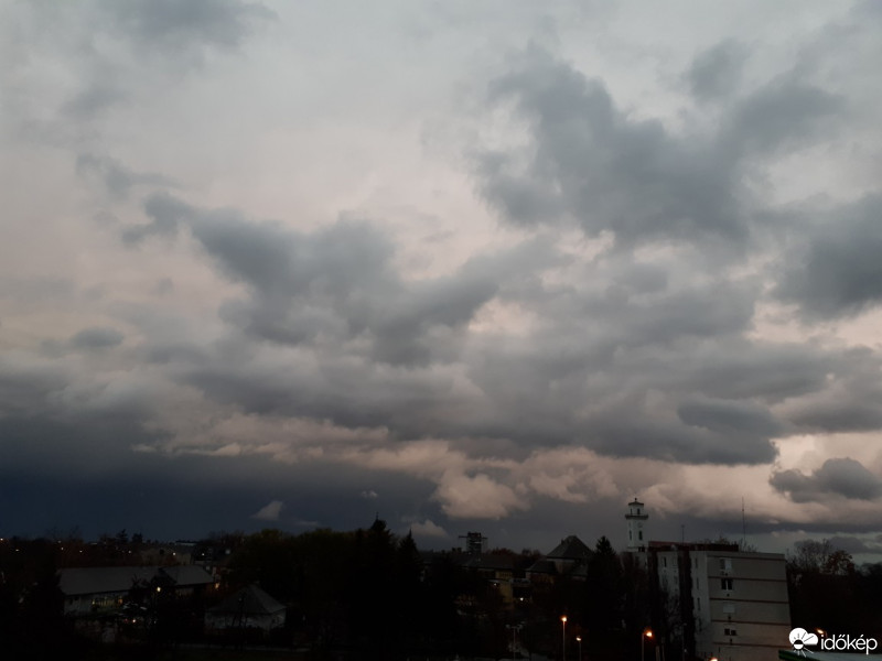 Észlelési fényképek