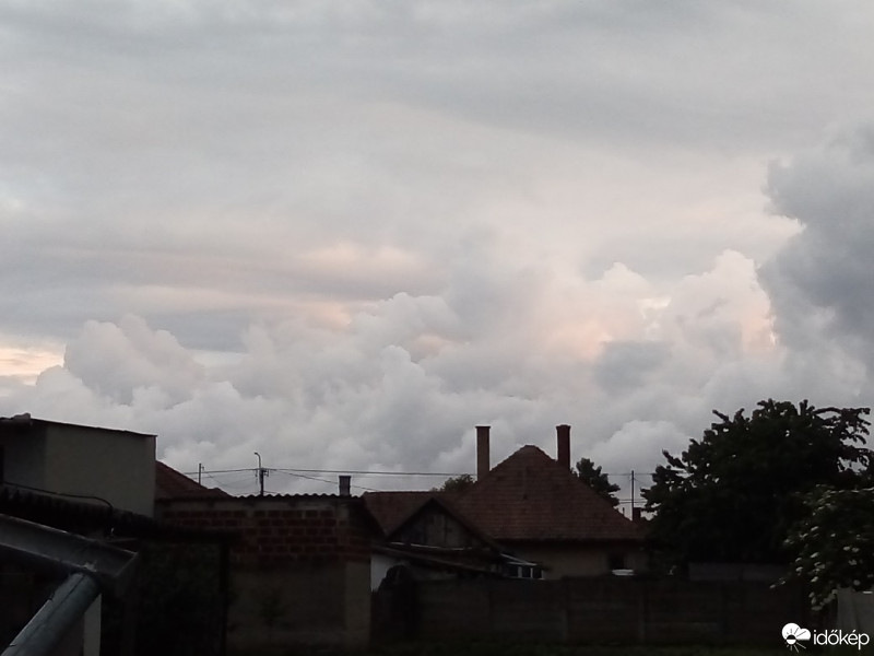 Észlelési fényképek