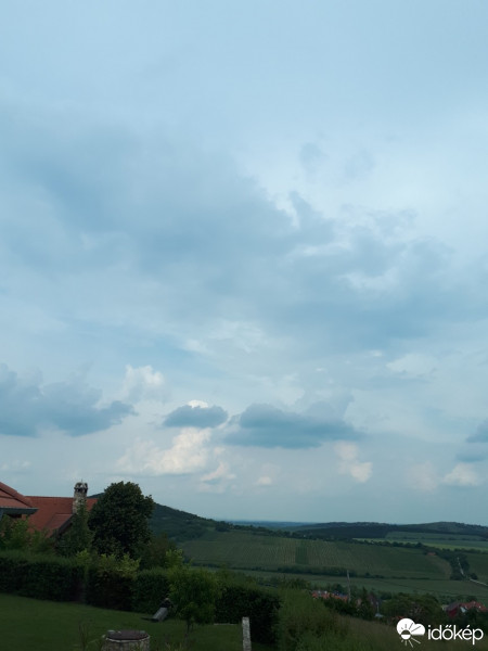 Észlelési fényképek