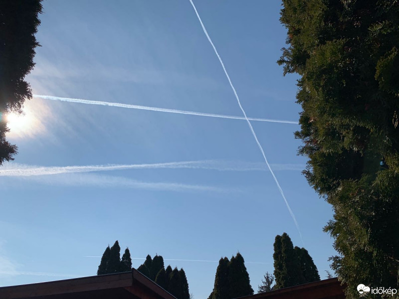 Észlelési fényképek