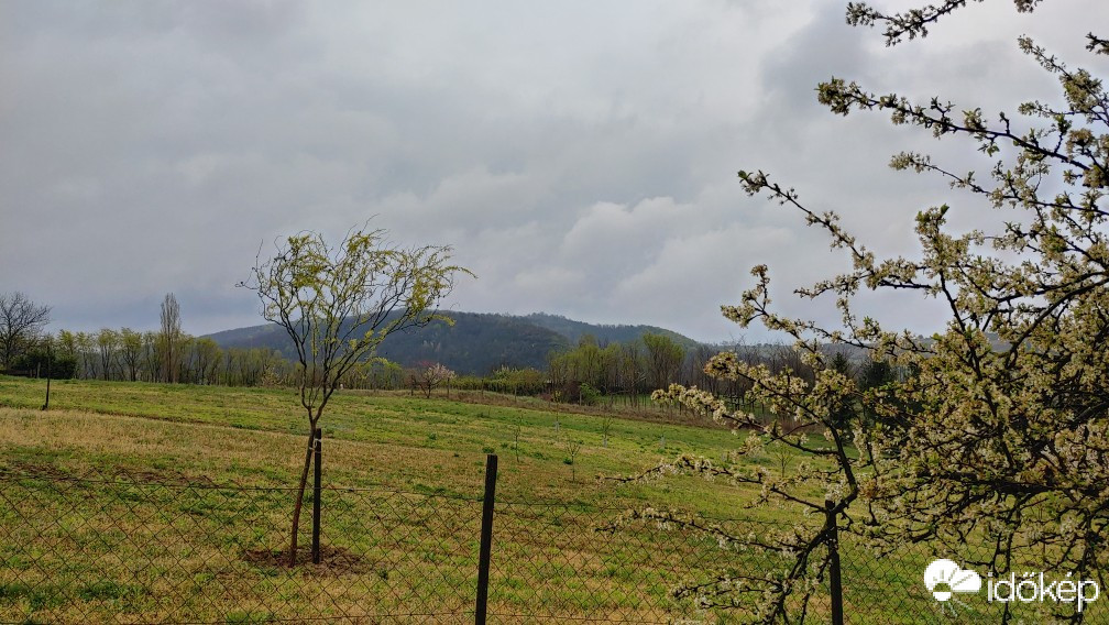 Győrújbarát