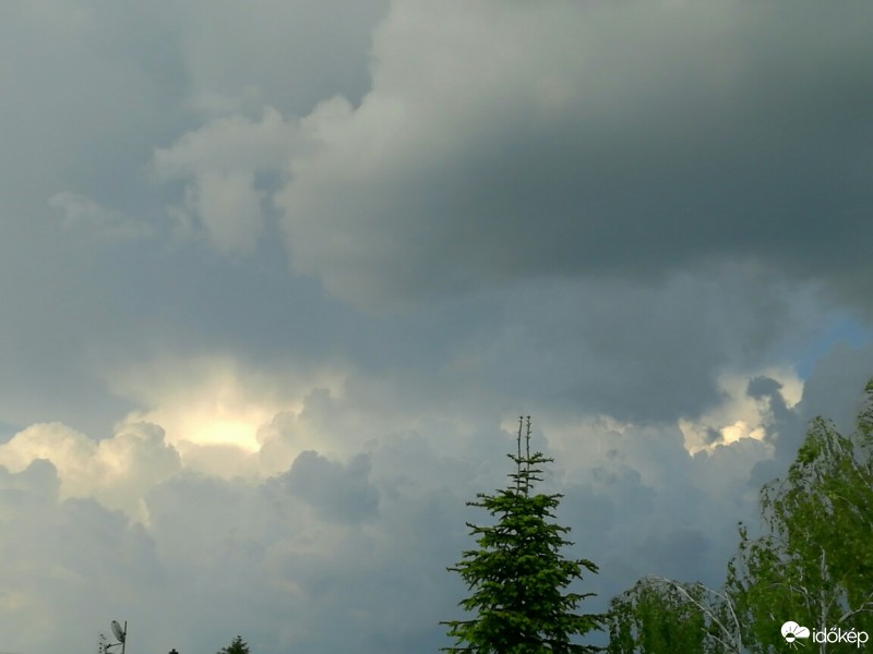 Észlelési fényképek