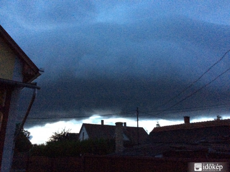 Észlelési fényképek