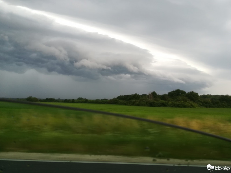 Észlelési fényképek