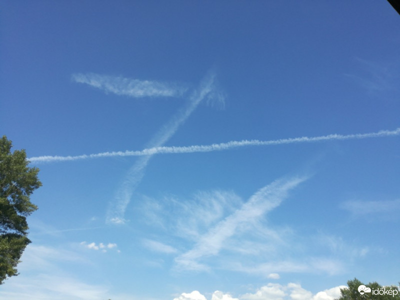 Észlelési fényképek