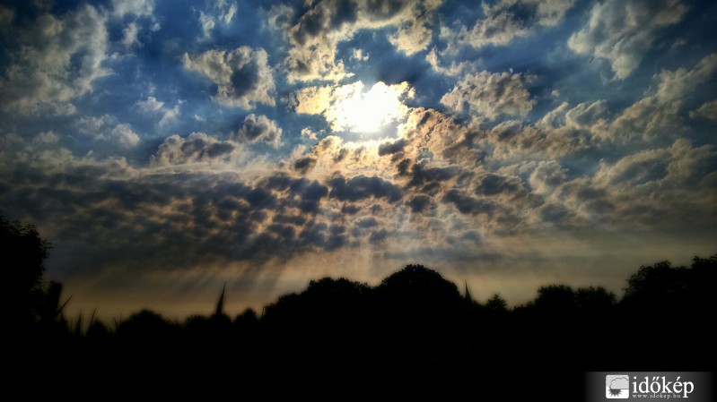 Észlelési fényképek