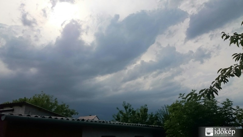 Észlelési fényképek