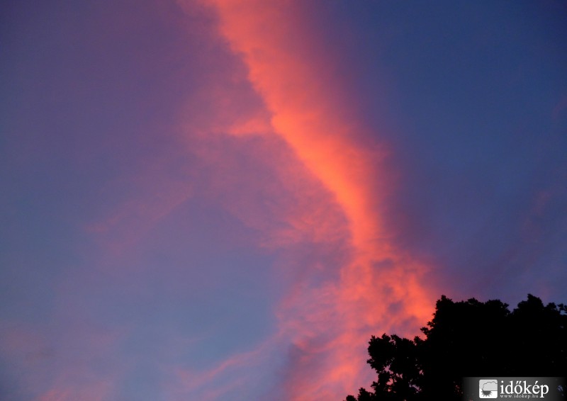 Tűzoszlop (2014. 06. 10., 20:48)