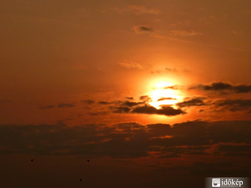 Napkelte Gödöllő felett