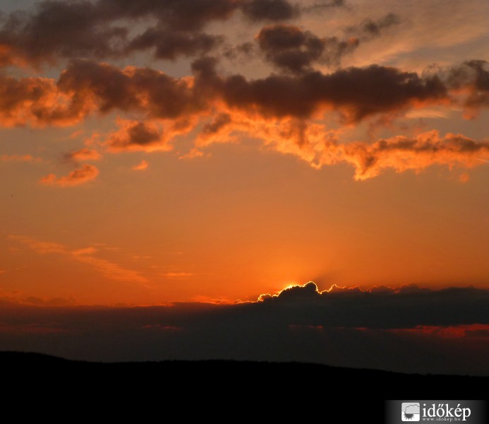 Áldott Húsvéti ünnepeket kívánok mindenkinek