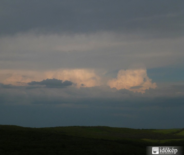 2015.05.10., 17:13-kor