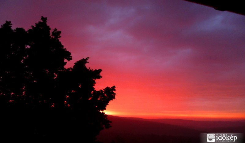 A napkelte színei (05. 14., 05:15-kor)