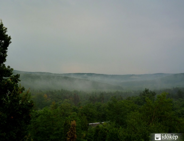 Eső után (ma 09:17-kor Gödöllő felett)