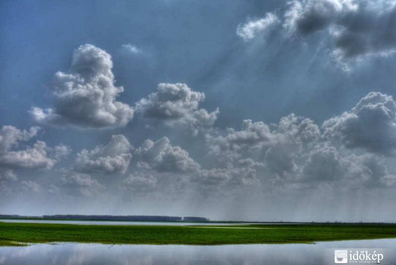 Belvíz Battonya és Mezőhegyes közt