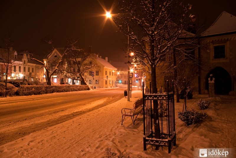 Sopron - Festő-köz (Várkerület)