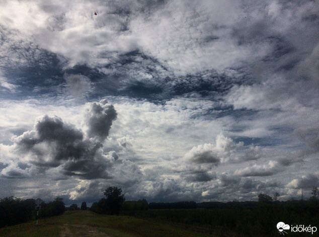 Észlelési fényképek