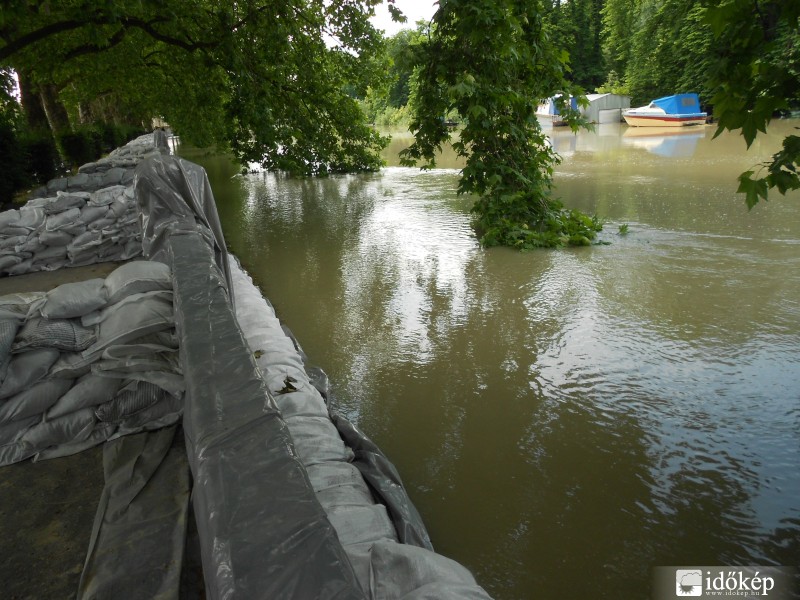 Esztergom, Kis-Duna sétány