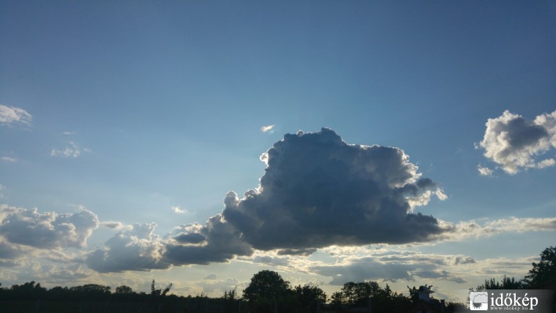 Észlelési fényképek