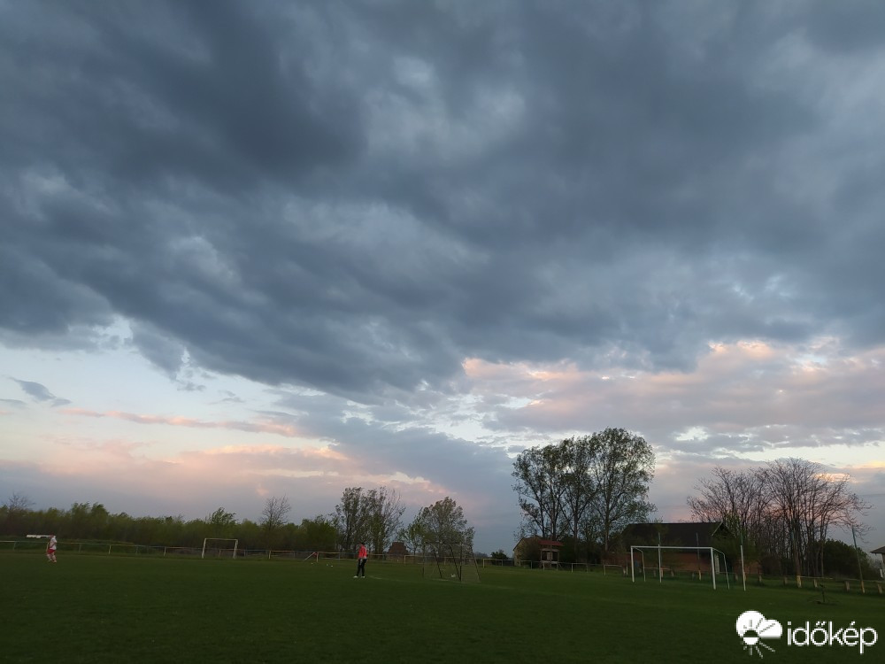 Észlelési fényképek