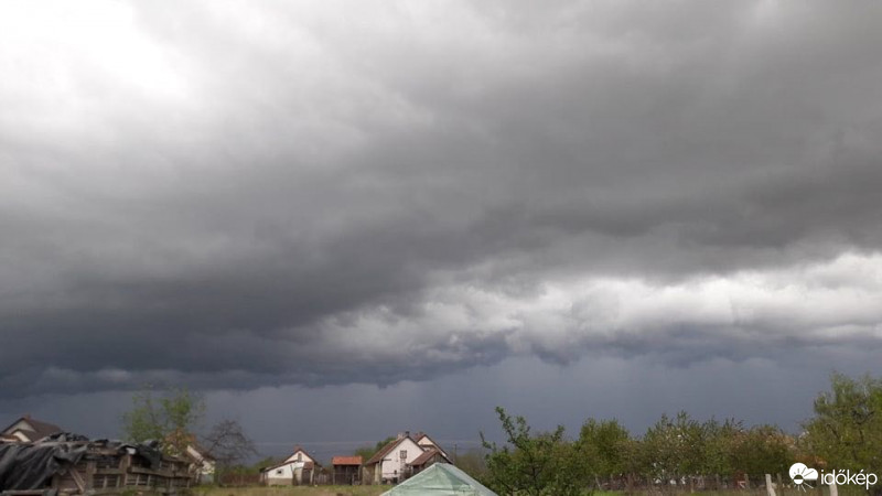 Észlelési fényképek