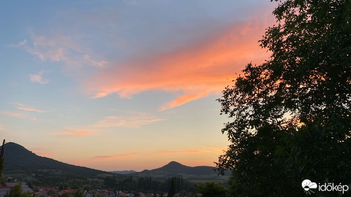 Észlelési fényképek