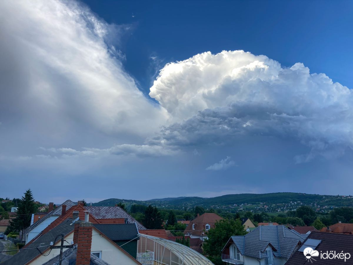 Észlelési fényképek