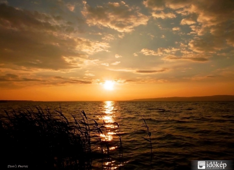 Egy békés balatoni naplemente