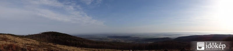 Tavaszias idő (16°C) a Kendig csúcson - 2012.12.24