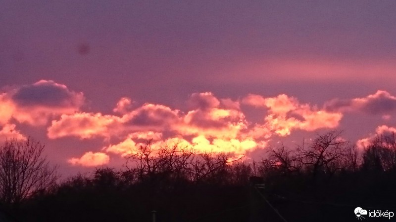 Észlelési fényképek