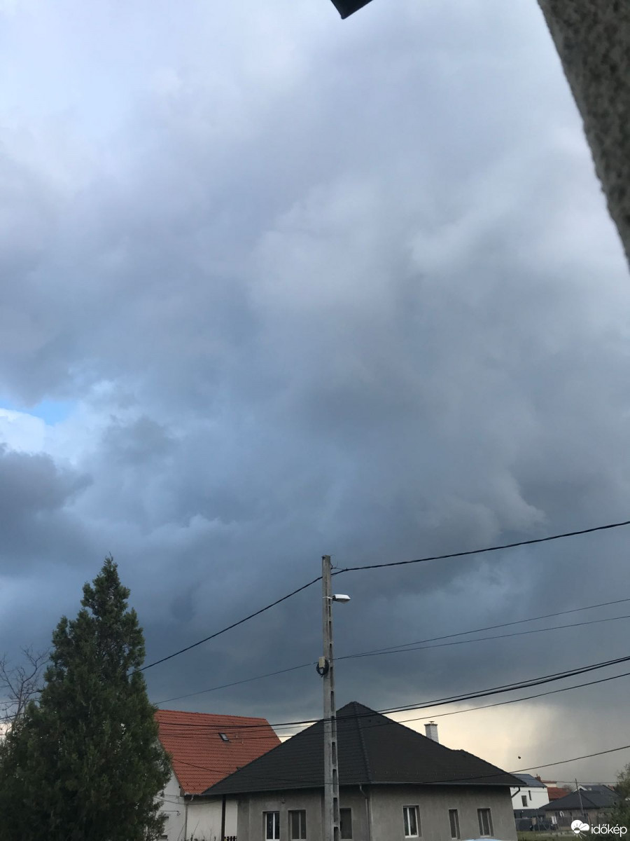 Észlelési fényképek