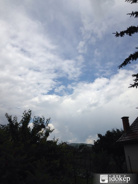 Észlelési fényképek