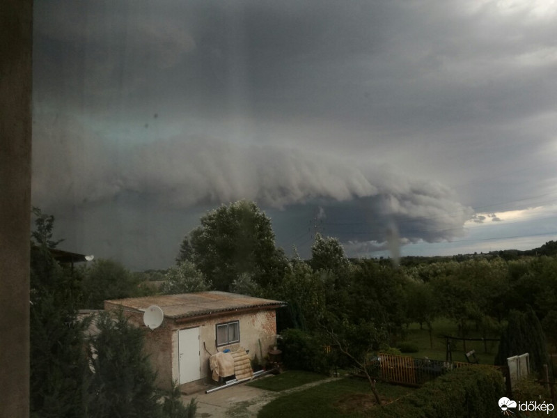 Észlelési fényképek