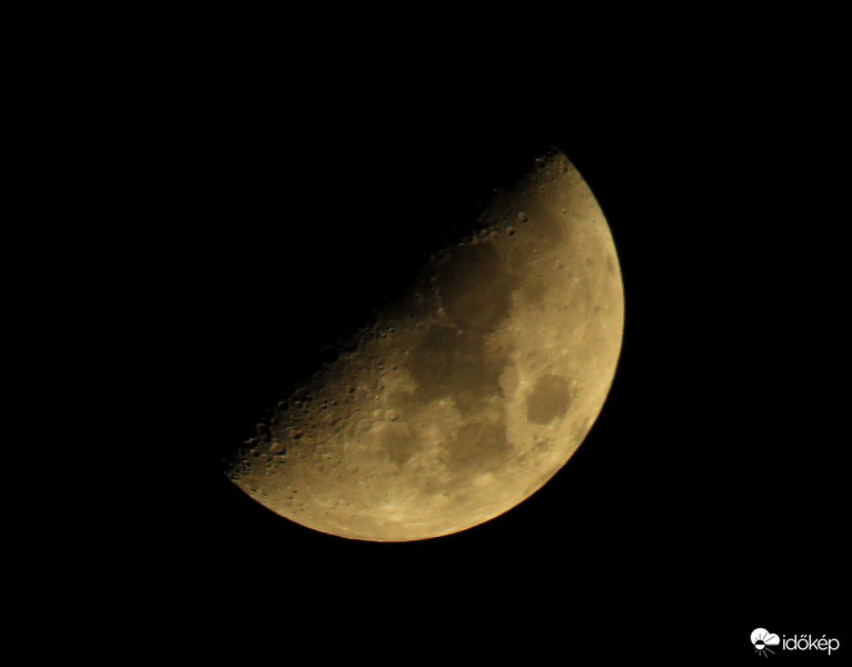 Első negyed, november 11.