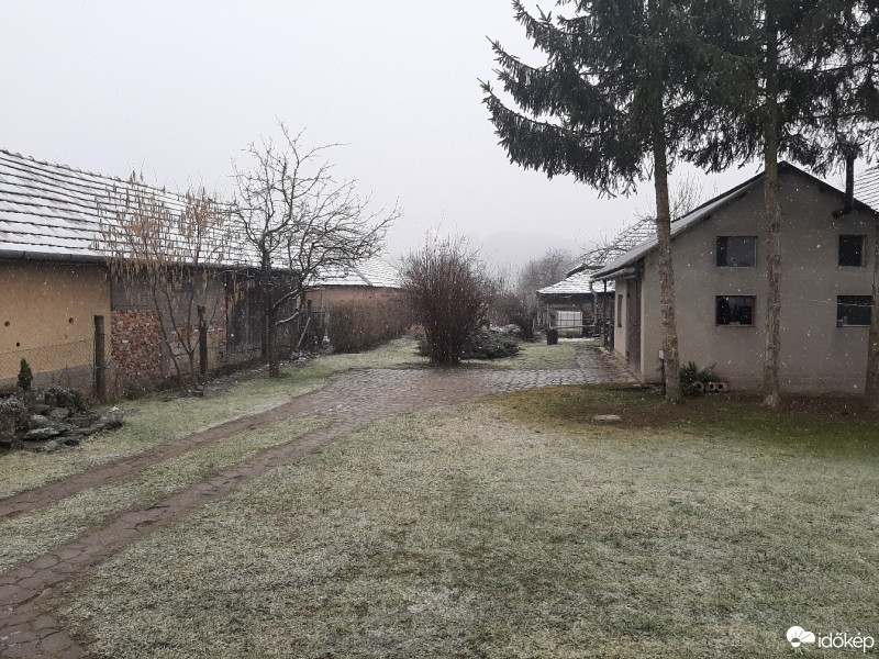 Észlelési fényképek