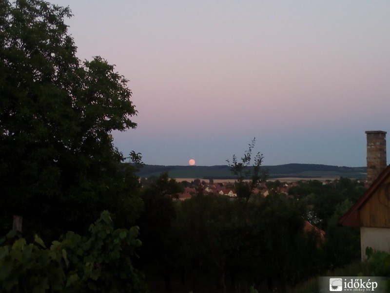 Észlelési fényképek