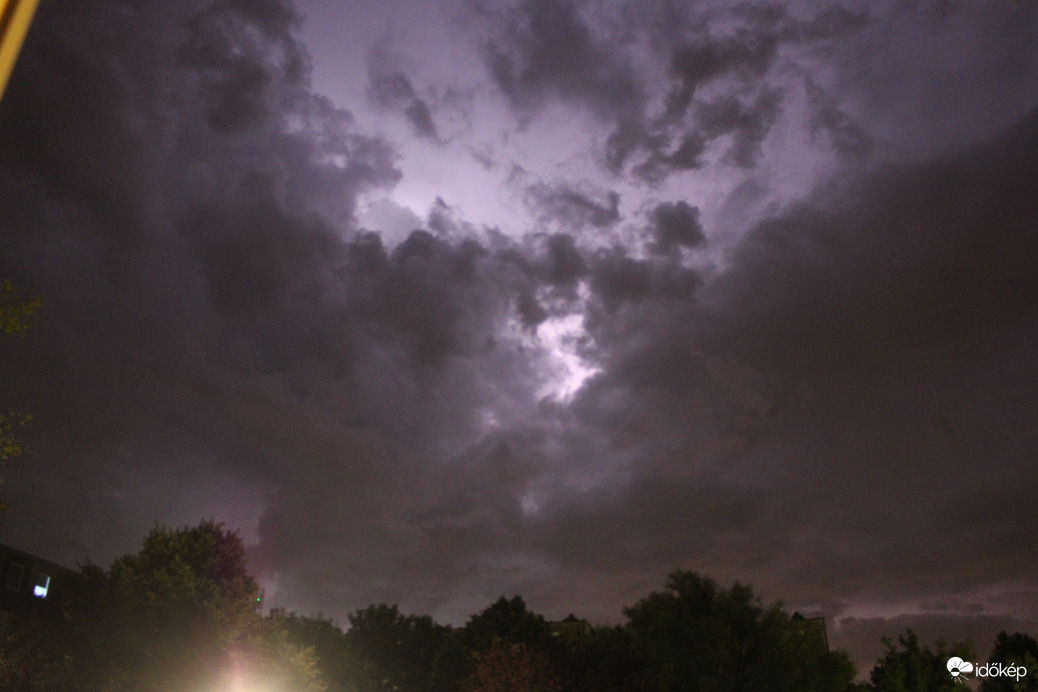 Észlelési fényképek