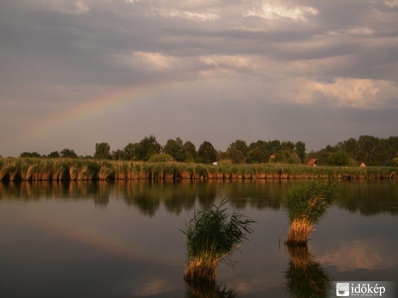 A Holt-Tisza felett..